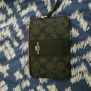 Small Coach Wristlet